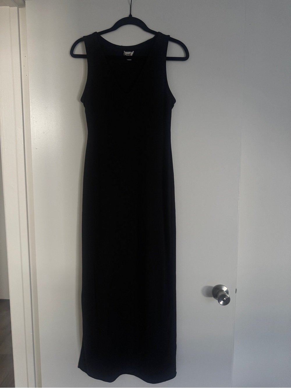 Sleeveless Black V-Neck Maxi Dress Open Edit